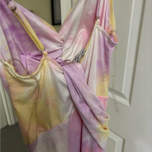 {Buy 2, Get one Free} 
15th- 31st - Picture 3 of 4